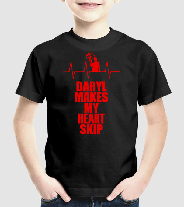 Daryl makes my heart skip model negru pe tricou