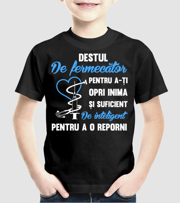 Destul de fermecător pentru a-ți opri inima și suficient de inteligent pentru a o reporni model negru pe tricou
