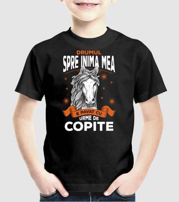 drumul spre inima mea e pavat cu urme de copite model negru pe tricou