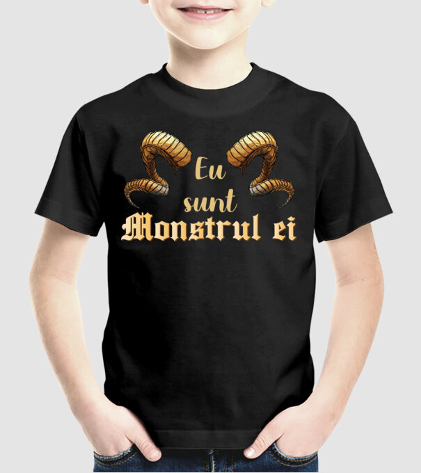 eu sunt monstrul ei model negru pe tricou