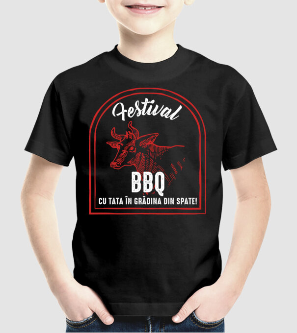 Festival BBQ - cu tata în grădina din spate! model negru pe tricou