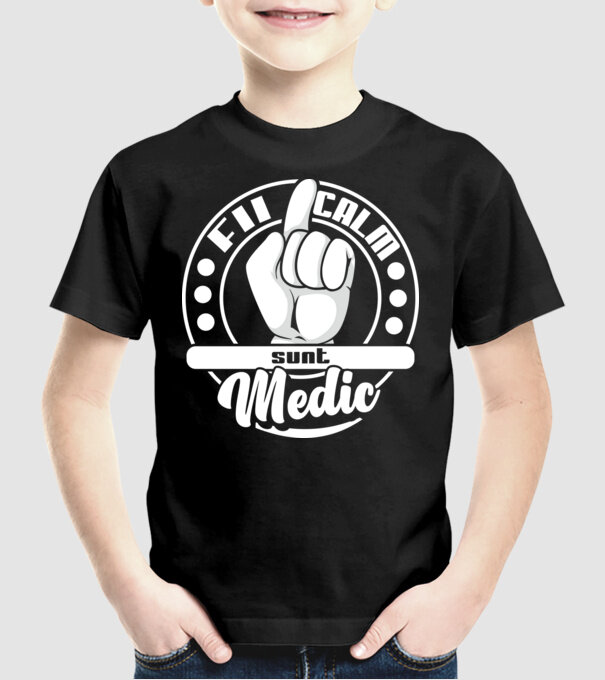 Fii calm... sunt medic model negru pe tricou