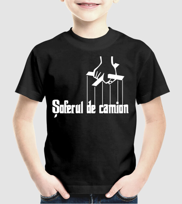 Șoferul de camion model negru pe tricou
