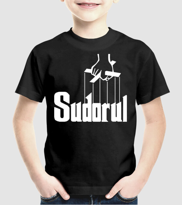 Sudorul model negru pe tricou