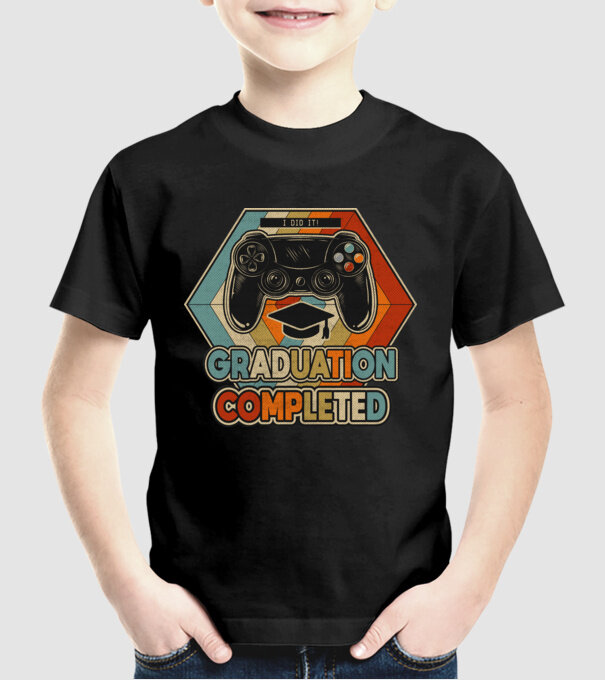 Graduation Completed model negru pe tricou