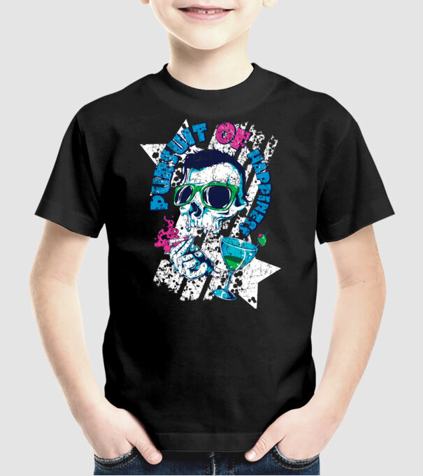 Graffiti model negru pe tricou
