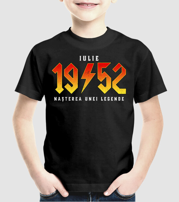 Iulie - 1952 - nașterea unei legende model negru pe tricou