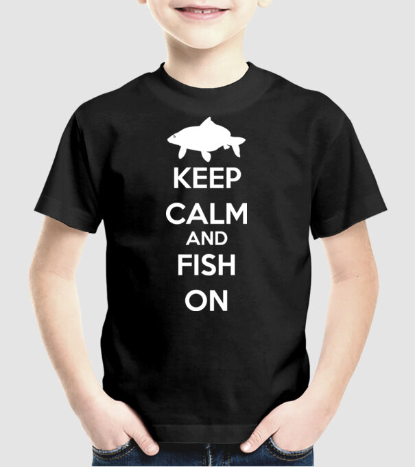 Keep calm and fish on model negru pe tricou