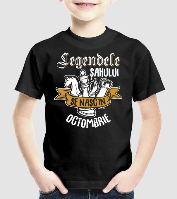 Legendele șahului se nasc în octombrie model negru pe tricou