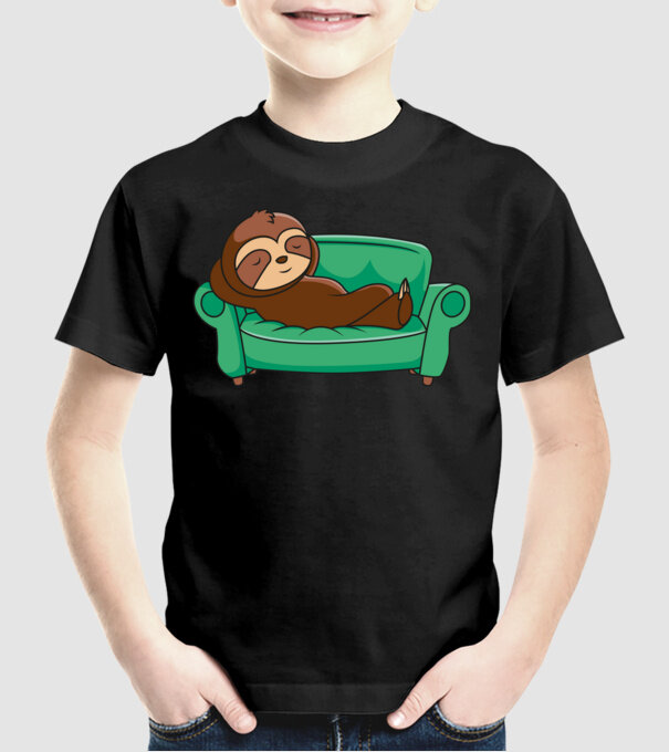Leneș model negru pe tricou