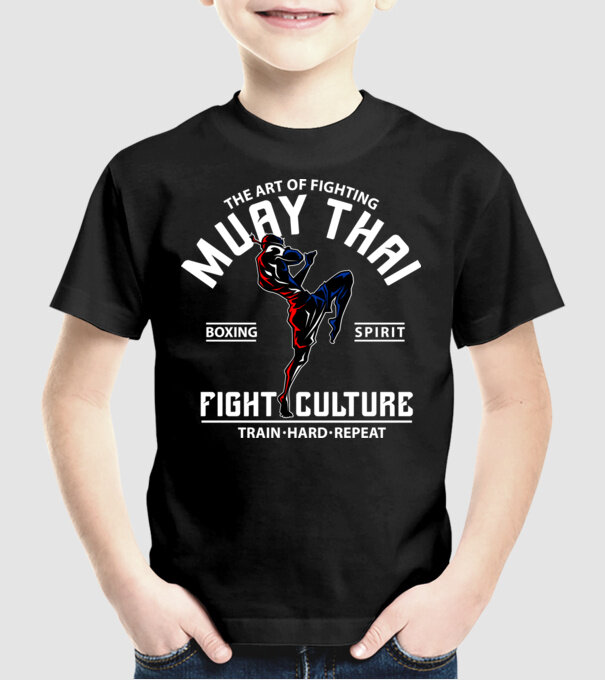 Muay Thai model negru pe tricou