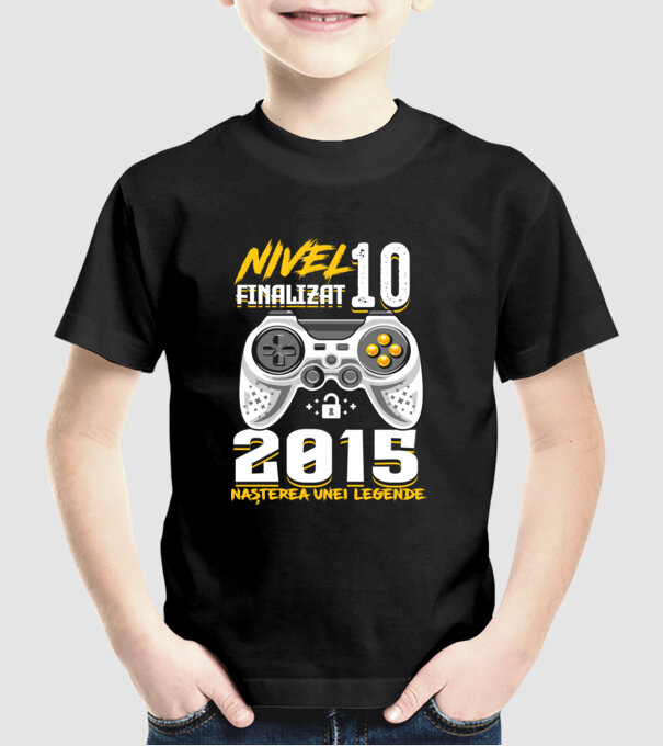 Nivel Finalizat 10 model negru pe tricou