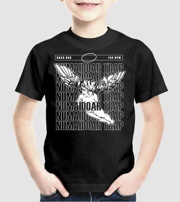 numaidoar trap model negru pe tricou