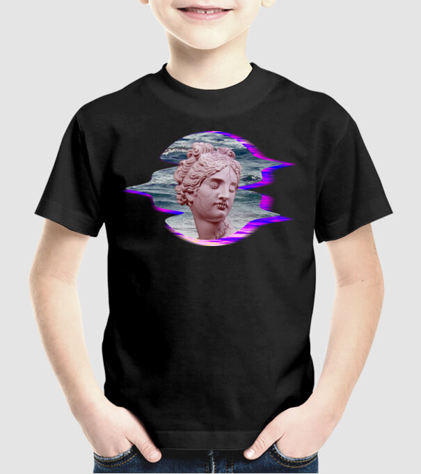 Statue model negru pe tricou