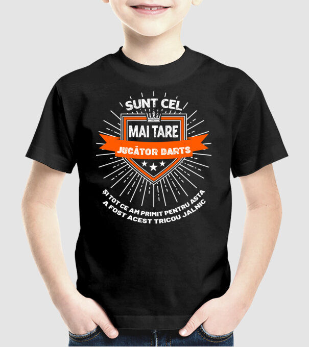 sunt cel mai tare jucător darts și tot ce am primit pentru asta a fost acest tricou jalnic model negru pe tricou