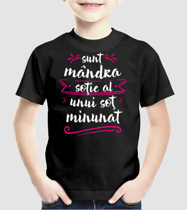 Sunt mândra soție a unui soț minunat model negru pe tricou