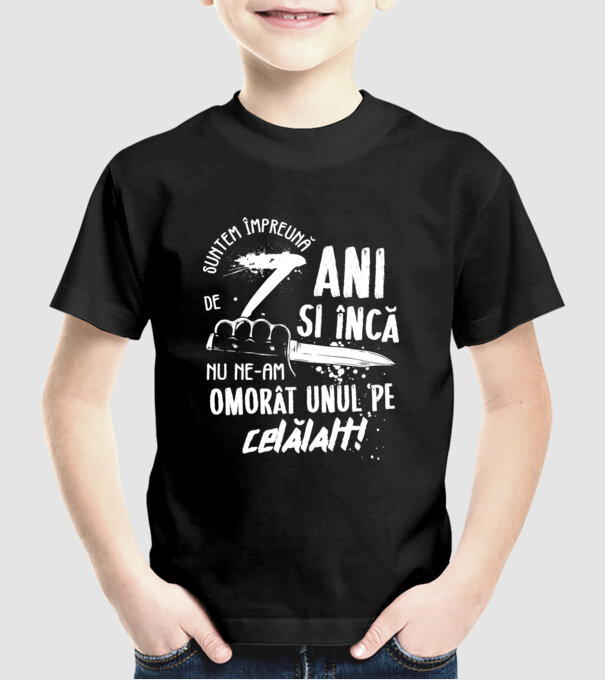 Suntem împreună de 7 ani model negru pe tricou