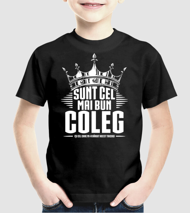 super coleg model negru pe tricou
