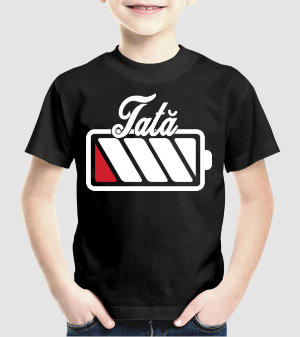 Tată la încărcat model negru pe tricou