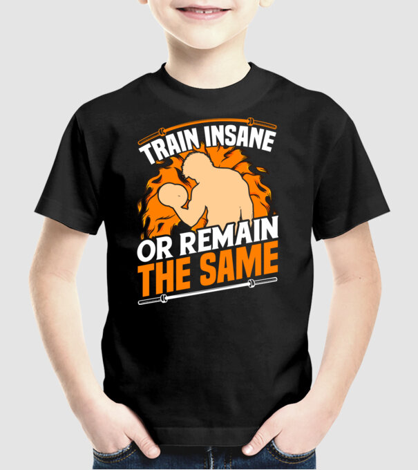 Train insane model negru pe tricou