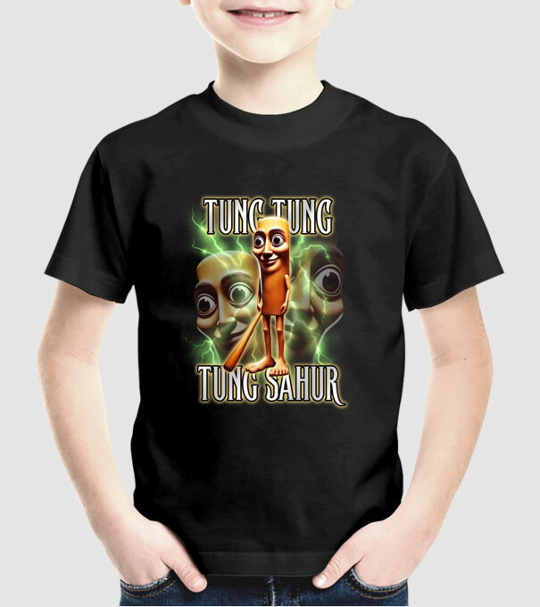 Tung Tung Tung Sahur model negru pe tricou
