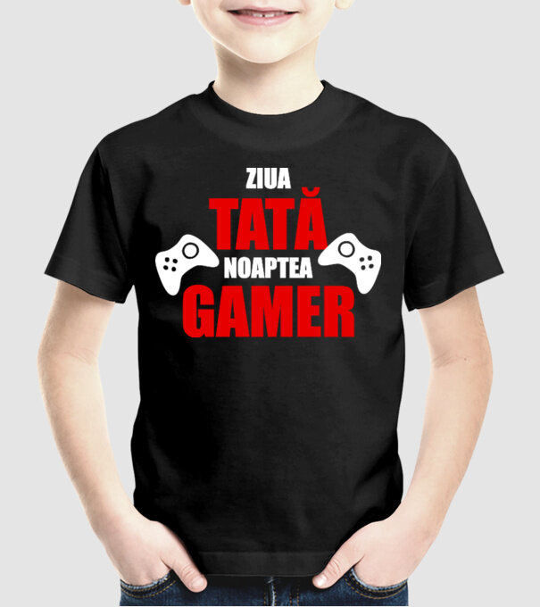 ziua tată noaptea gamer model negru pe tricou