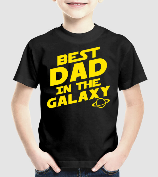 Best dad in the galaxy model negru pe tricou