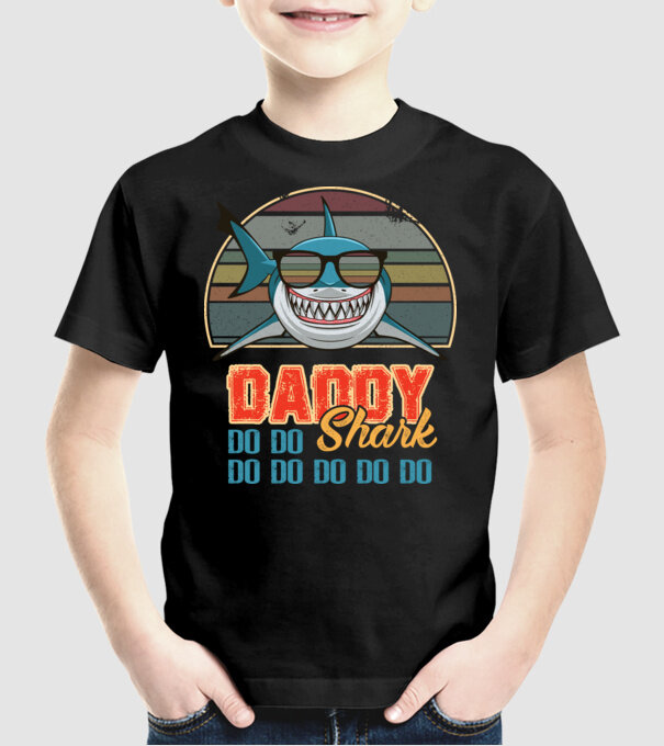 Daddy shark v2 model negru pe tricou