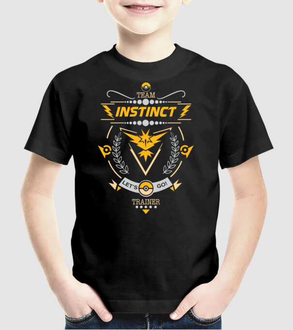 Instinct team model negru pe tricou