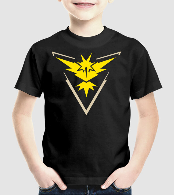 Instinct team logo model negru pe tricou