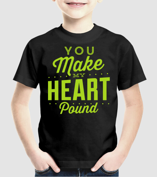 Make my heart model negru pe tricou