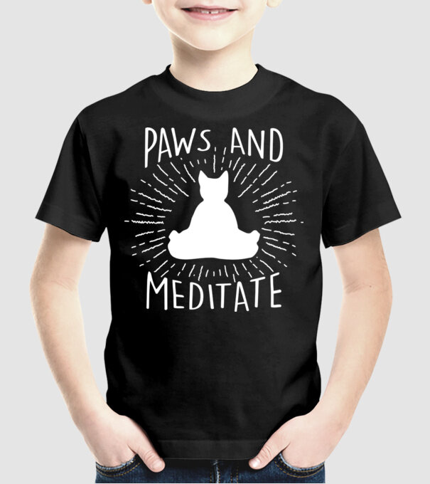 Pisică Meditând model negru pe tricou