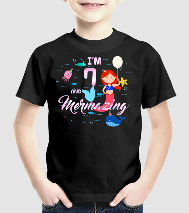 Mermazing Birthday 7 model negru pe tricou
