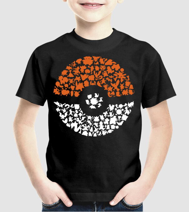 Pokeball model negru pe tricou