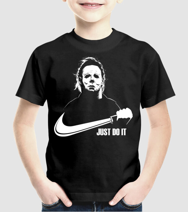 Serial killer model negru pe tricou