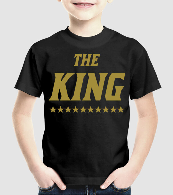 The King model negru pe tricou