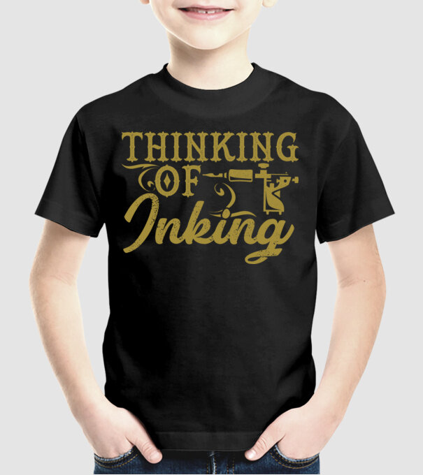 Thinking of inking model negru pe tricou