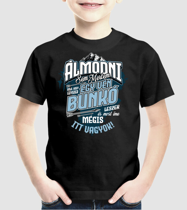 Ticălos bătrân model negru pe tricou