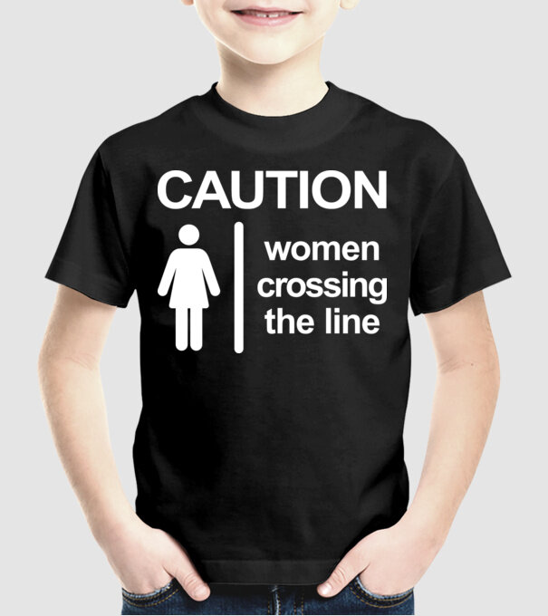 Atenție, femeie care depășește barierele model negru pe tricou