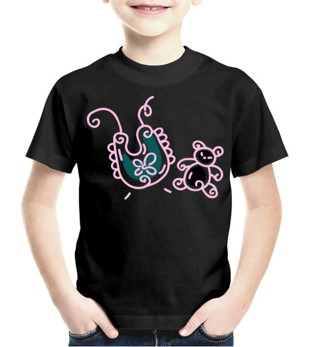  model  pe tricou