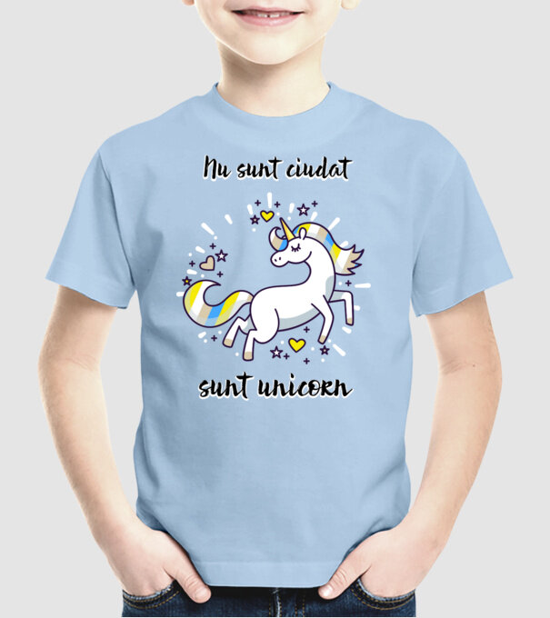 Nu sunt ciudat - sunt unicorn model albastru deschis pe tricou