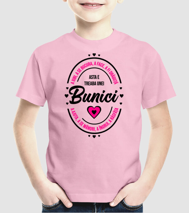 treburile unei bunici model roz deschis pe tricou