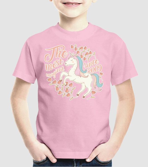 The most magical unicorn 1979 model roz deschis pe tricou