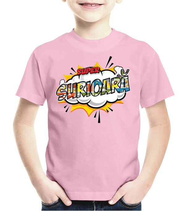  model  pe tricou