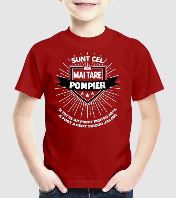 Sunt cel mai tare pompier și tot ce am primit pentru asta a fost acest tricou jalnic model roșu pe tricou