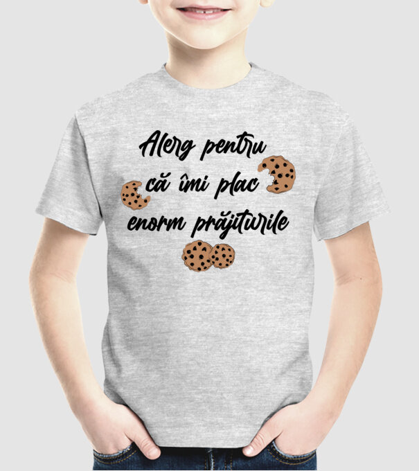 Alerg pentru că îmi plac enorm prăjiturile model gri pe tricou