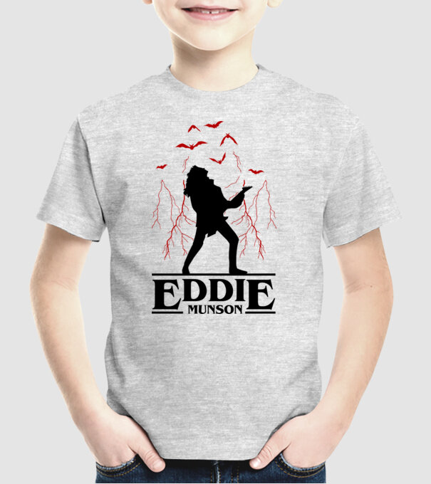 eddie munson stranger things model gri pe tricou