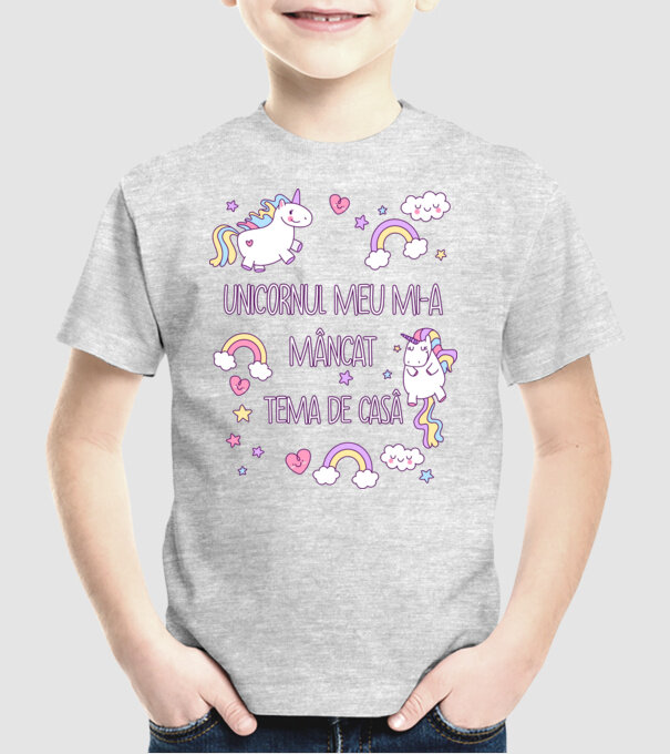 Unicornul meu mi-a mâncat tema de casă model gri pe tricou