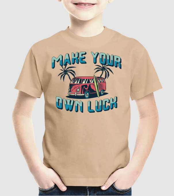 Autobuze model nisipiu pe tricou