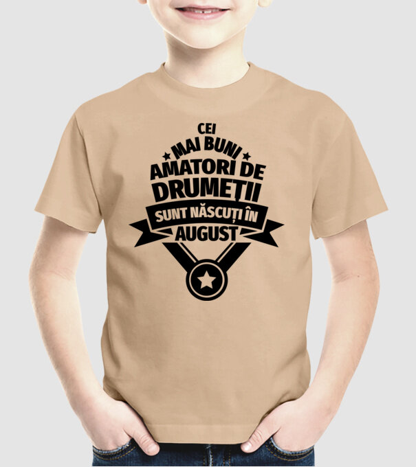 Cei mai buni amatori de drumeții sunt născuți în August model nisipiu pe tricou